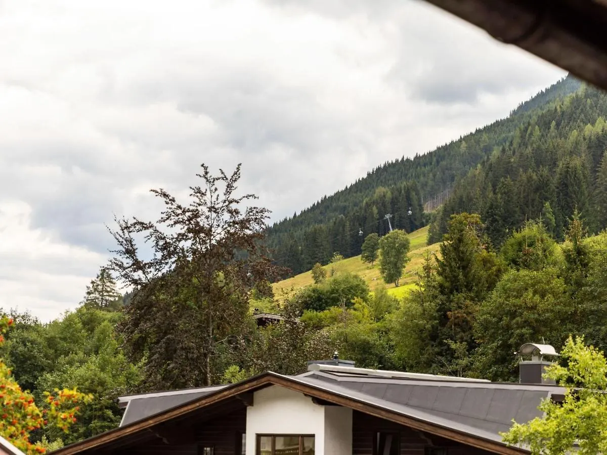 Apartment In Saalbach Hinterglemm Near Ski Area Avusturya